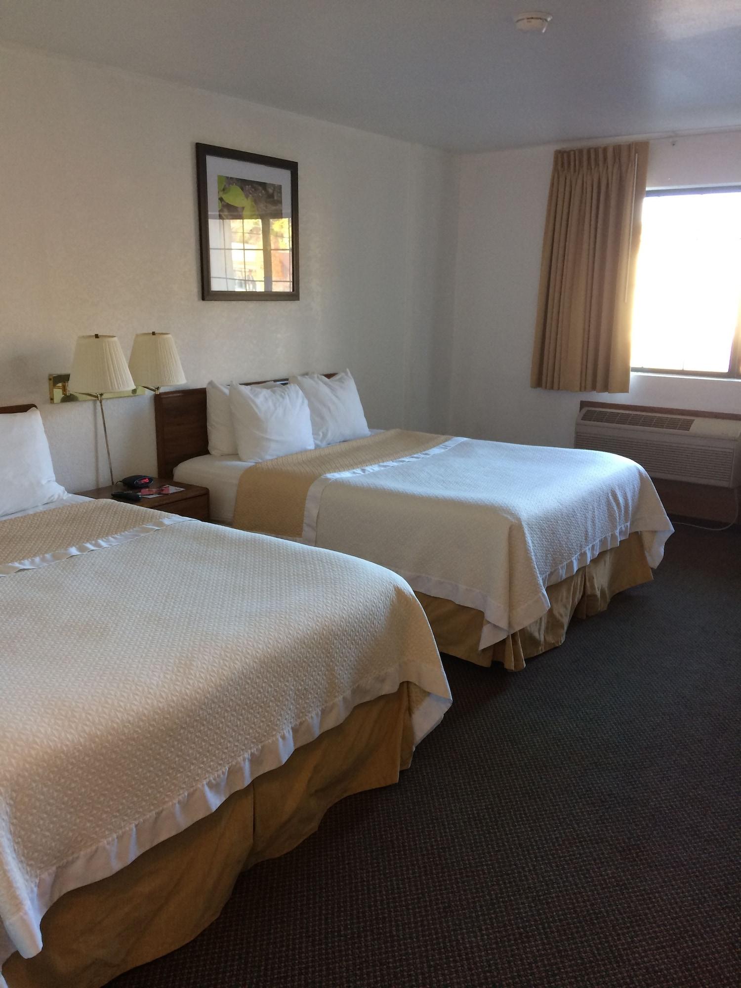 Days Inn By Wyndham West Рапид Сити Екстериор снимка