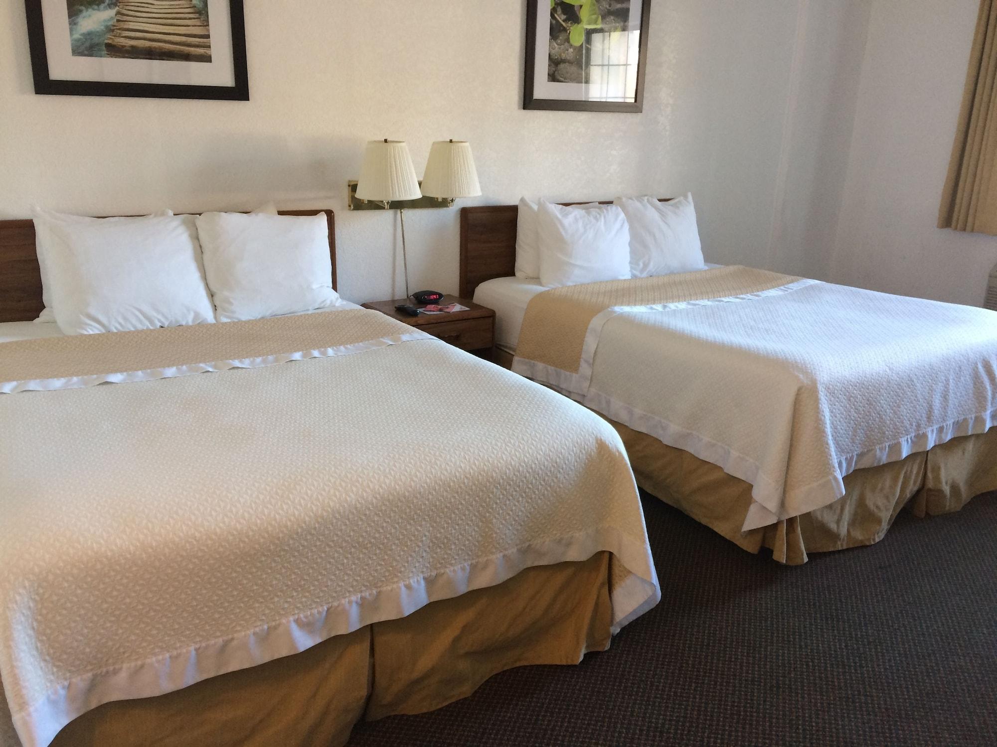 Days Inn By Wyndham West Рапид Сити Екстериор снимка