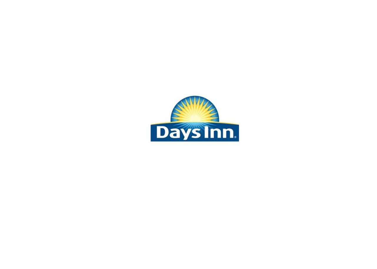 Days Inn By Wyndham West Рапид Сити Екстериор снимка