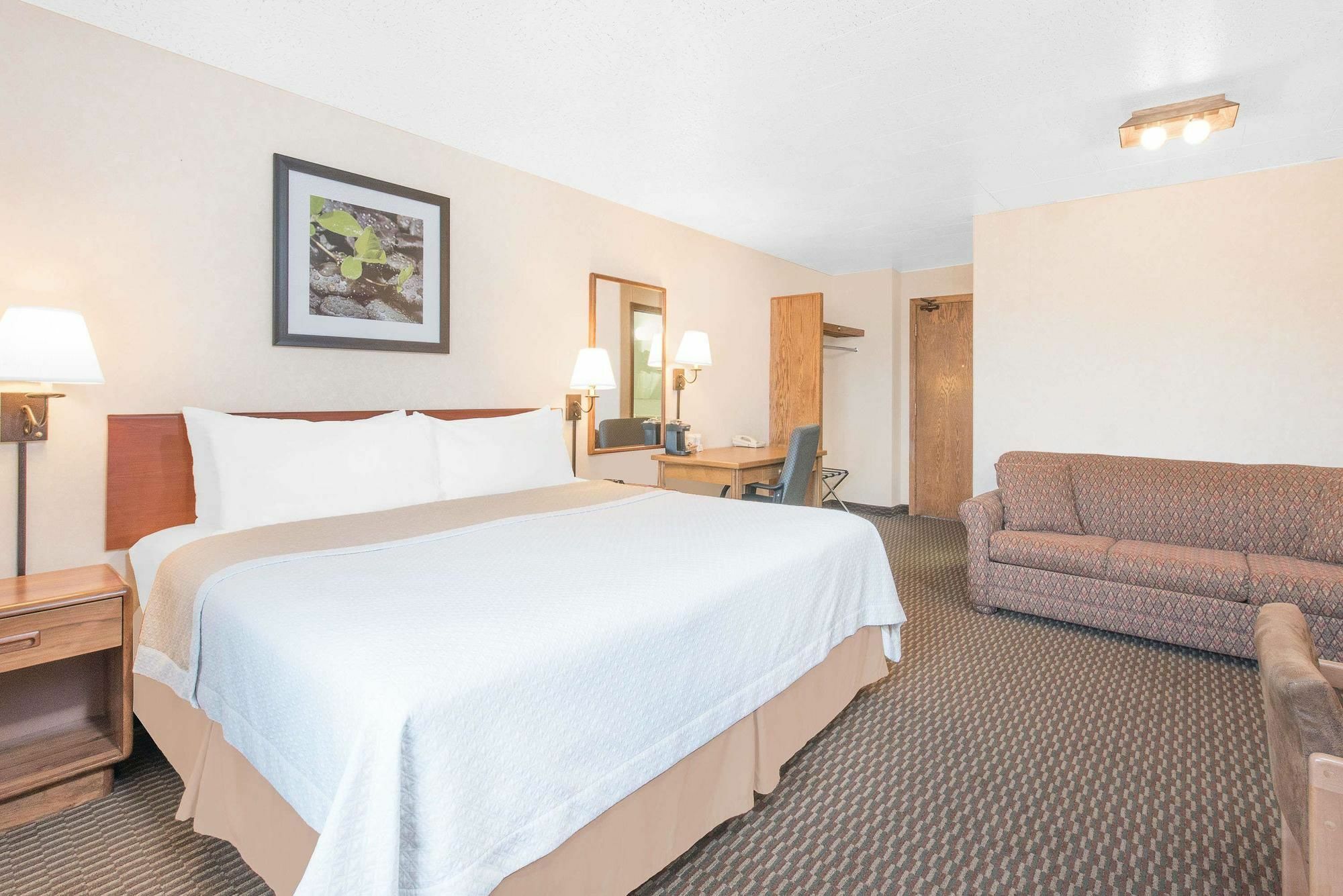 Days Inn By Wyndham West Рапид Сити Екстериор снимка